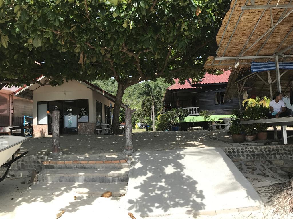 No Name Bungalow Haad Yao Exterior photo